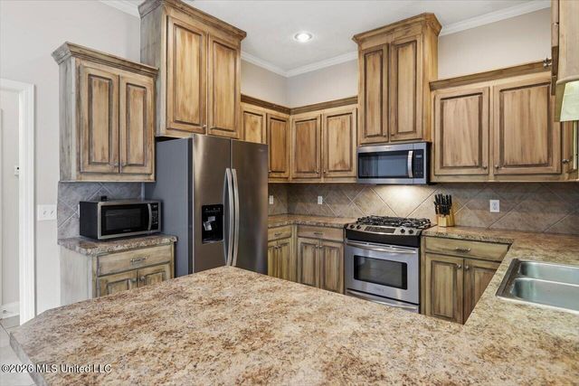 101 Glenrose Court, Canton, MS 39046