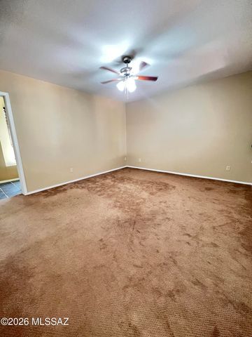 10117 E Arizmo Street, Tucson, AZ 85748