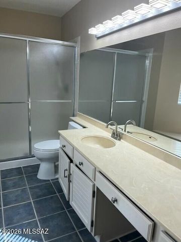 10117 E Arizmo Street, Tucson, AZ 85748