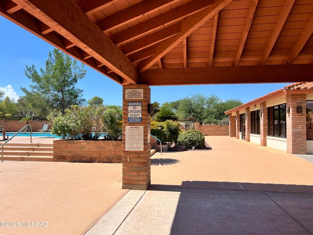 10117 E Arizmo Street, Tucson, AZ 85748