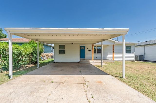 1105 N McKinley Avenue, Shawnee, OK 74801
