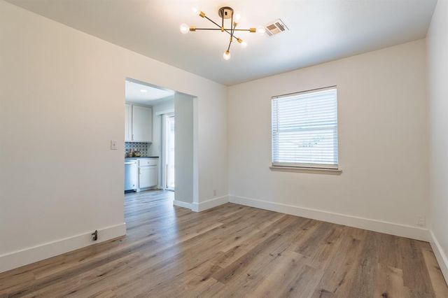 1105 N McKinley Avenue, Shawnee, OK 74801