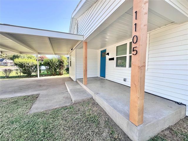 1105 N McKinley Avenue, Shawnee, OK 74801