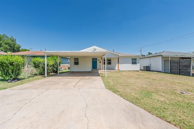 1105 N McKinley Avenue, Shawnee, OK 74801