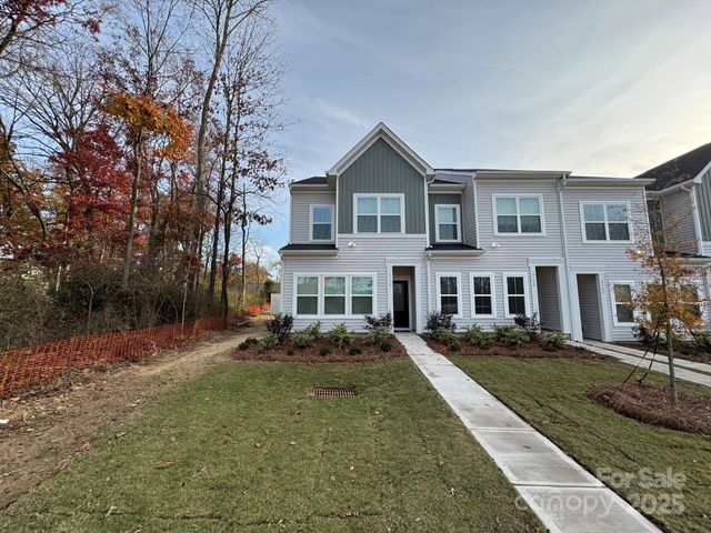 4754 Lakeview Road N 19, Charlotte, NC 28216