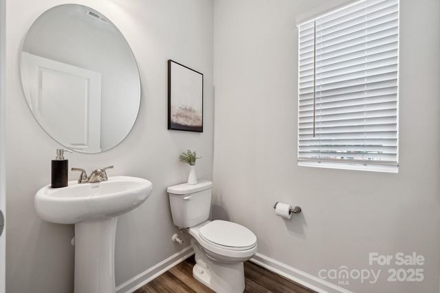 4754 Lakeview Road N 19, Charlotte, NC 28216