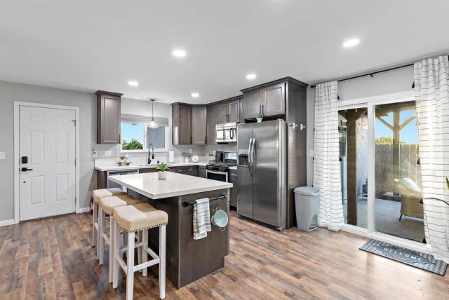 3822 Enero Court, San Diego, CA 92154