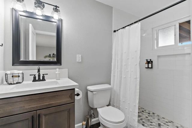 3822 Enero Court, San Diego, CA 92154