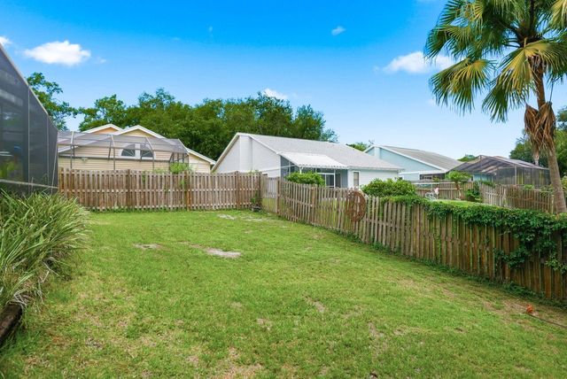 665 DEER RUN N, Palm Harbor, FL 34684