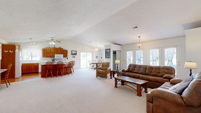 1239 Clubhouse Drive, Lake Isabella, MI 48893