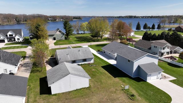 1239 Clubhouse Drive, Lake Isabella, MI 48893