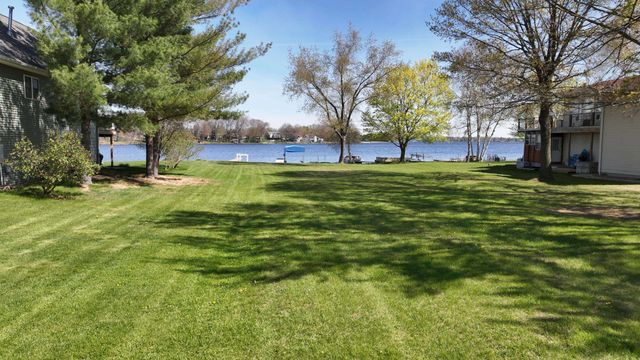 1239 Clubhouse Drive, Lake Isabella, MI 48893