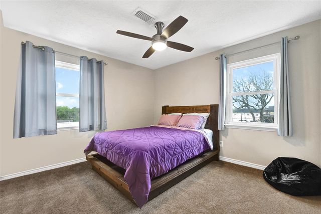 1547 John Street, Dickinson, TX 77539