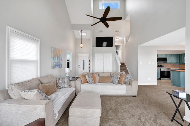 1547 John Street, Dickinson, TX 77539