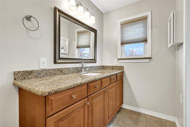 1547 John Street, Dickinson, TX 77539