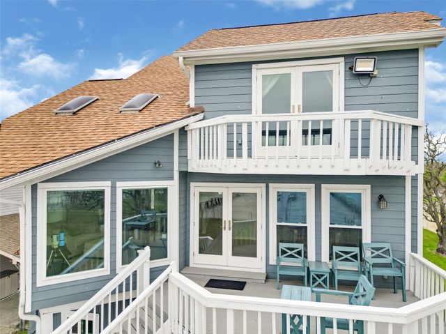 1547 John Street, Dickinson, TX 77539