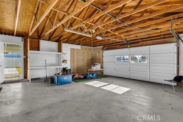 13806 Red Hill, Victorville, CA 92395