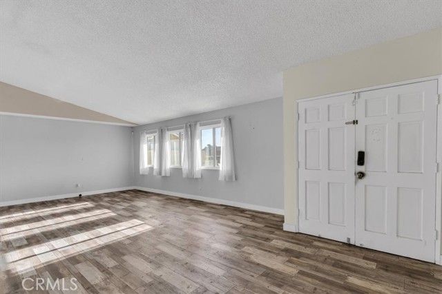 13806 Red Hill, Victorville, CA 92395