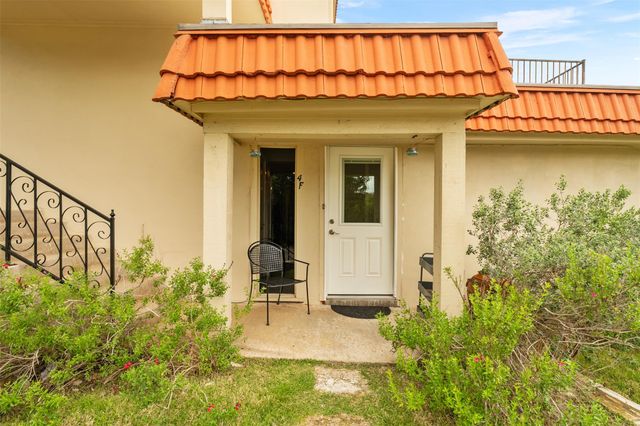 3216 Poe CV 4F, Lago Vista, TX 78645