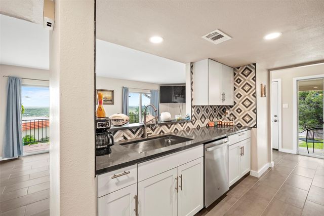 3216 Poe CV 4F, Lago Vista, TX 78645