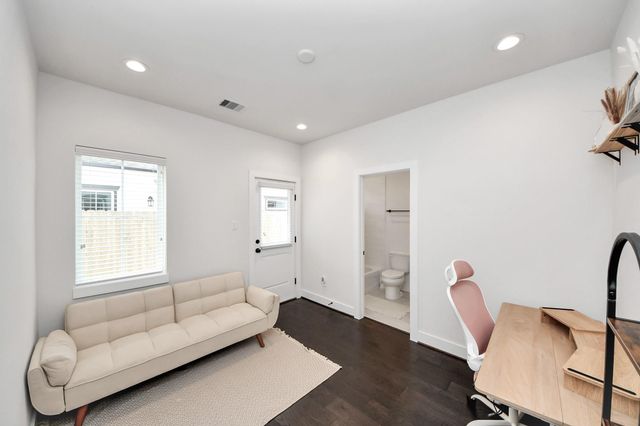 5502 Wheatley Street B, Houston, TX 77091