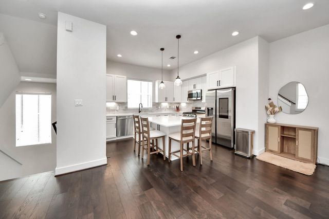 5502 Wheatley Street B, Houston, TX 77091