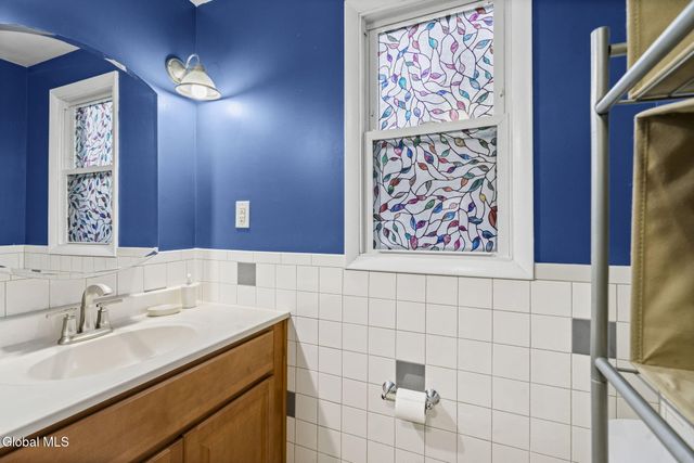 1468 Helderberg Avenue, Rotterdam, NY 12306