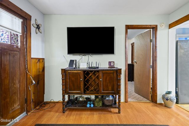 1468 Helderberg Avenue, Rotterdam, NY 12306