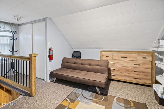 1468 Helderberg Avenue, Rotterdam, NY 12306