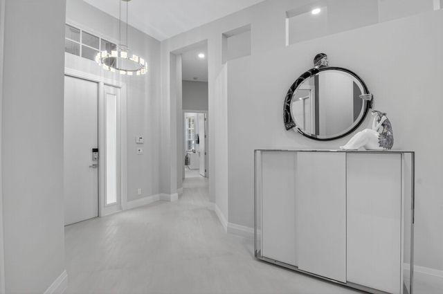 6942 Fairway Lakes Drive, Boynton Beach, FL 33472