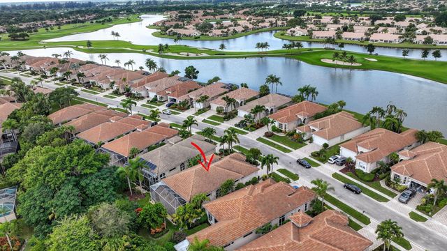 6942 Fairway Lakes Drive, Boynton Beach, FL 33472