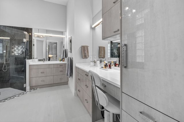 6942 Fairway Lakes Drive, Boynton Beach, FL 33472