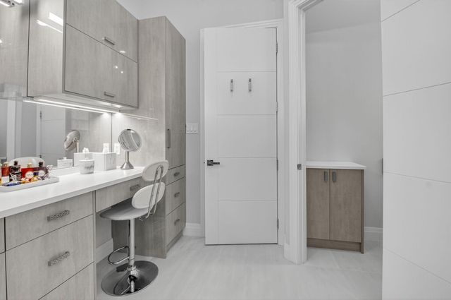 6942 Fairway Lakes Drive, Boynton Beach, FL 33472