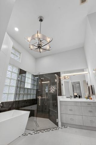 6942 Fairway Lakes Drive, Boynton Beach, FL 33472