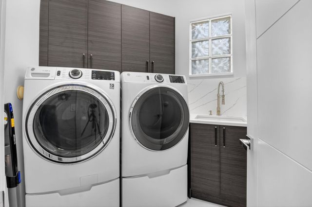 6942 Fairway Lakes Drive, Boynton Beach, FL 33472