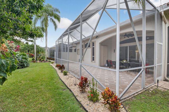 6942 Fairway Lakes Drive, Boynton Beach, FL 33472