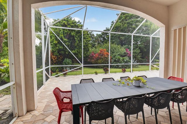 6942 Fairway Lakes Drive, Boynton Beach, FL 33472