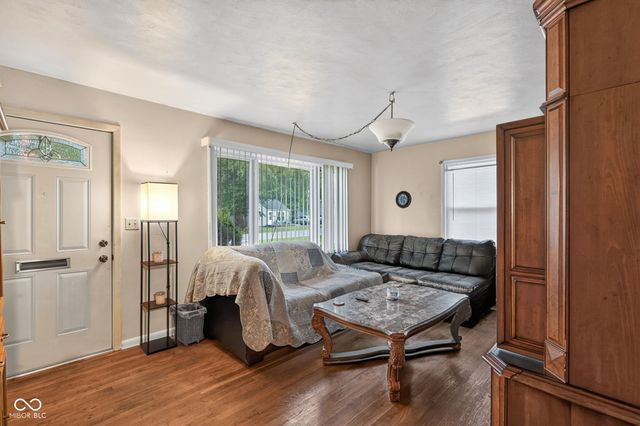 2607 E 8th Street, Anderson, IN 46012