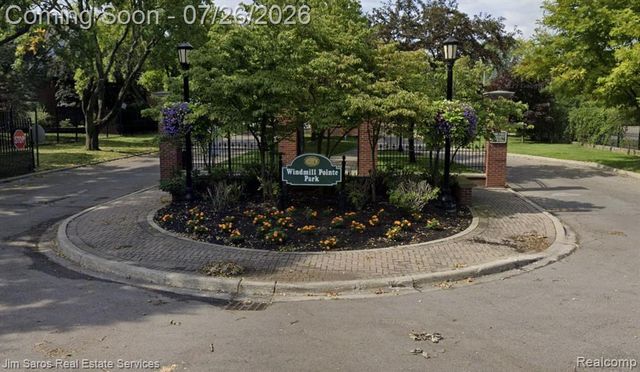 837 Beaconsfield 1s, Grosse Pointe Park, MI 48230
