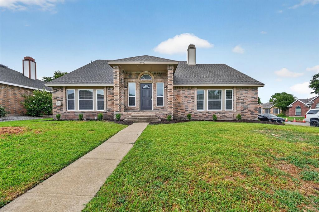 4402 Durango Lane, Mckinney, TX 75070