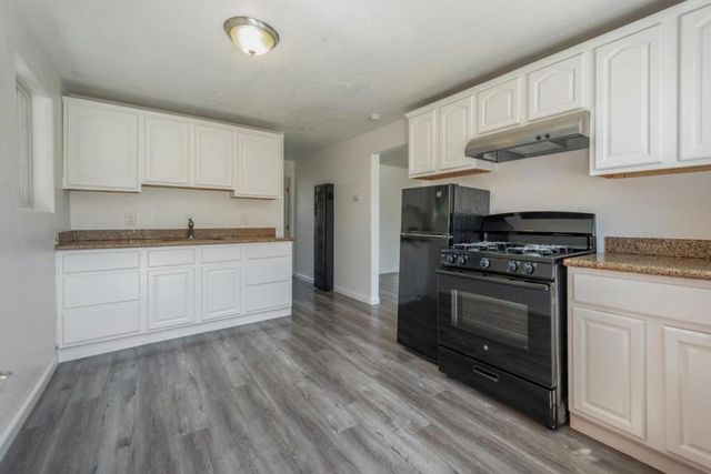 1382 Locust Street, San Jose, CA 95110