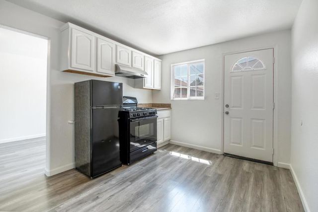 1382 Locust Street, San Jose, CA 95110