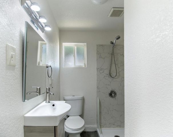 1382 Locust Street, San Jose, CA 95110