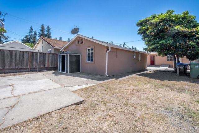 1382 Locust Street, San Jose, CA 95110