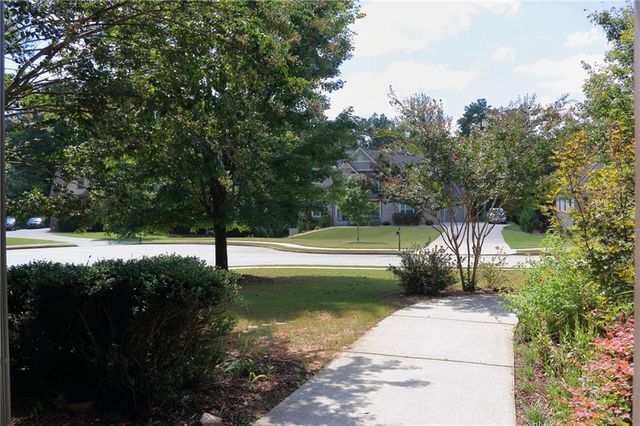 1238 Fairwinds Drive, Loganville, GA 30052