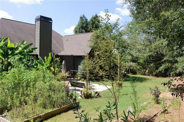 1238 Fairwinds Drive, Loganville, GA 30052
