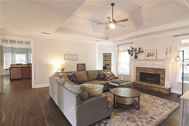 1238 Fairwinds Drive, Loganville, GA 30052