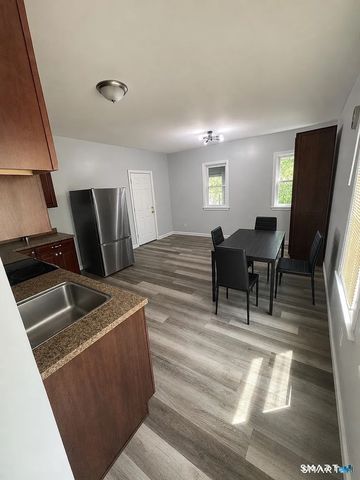 142-144 Adams Street 3, Hartford, CT 06112