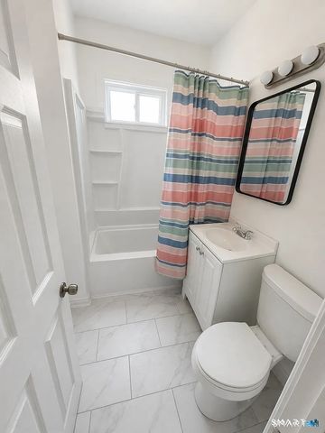 142-144 Adams Street 3, Hartford, CT 06112