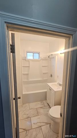 142-144 Adams Street 3, Hartford, CT 06112